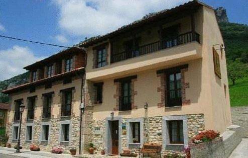 Apartamento entero, One-Bedroom Apartment in Poo de Cabrales, Cabrales
