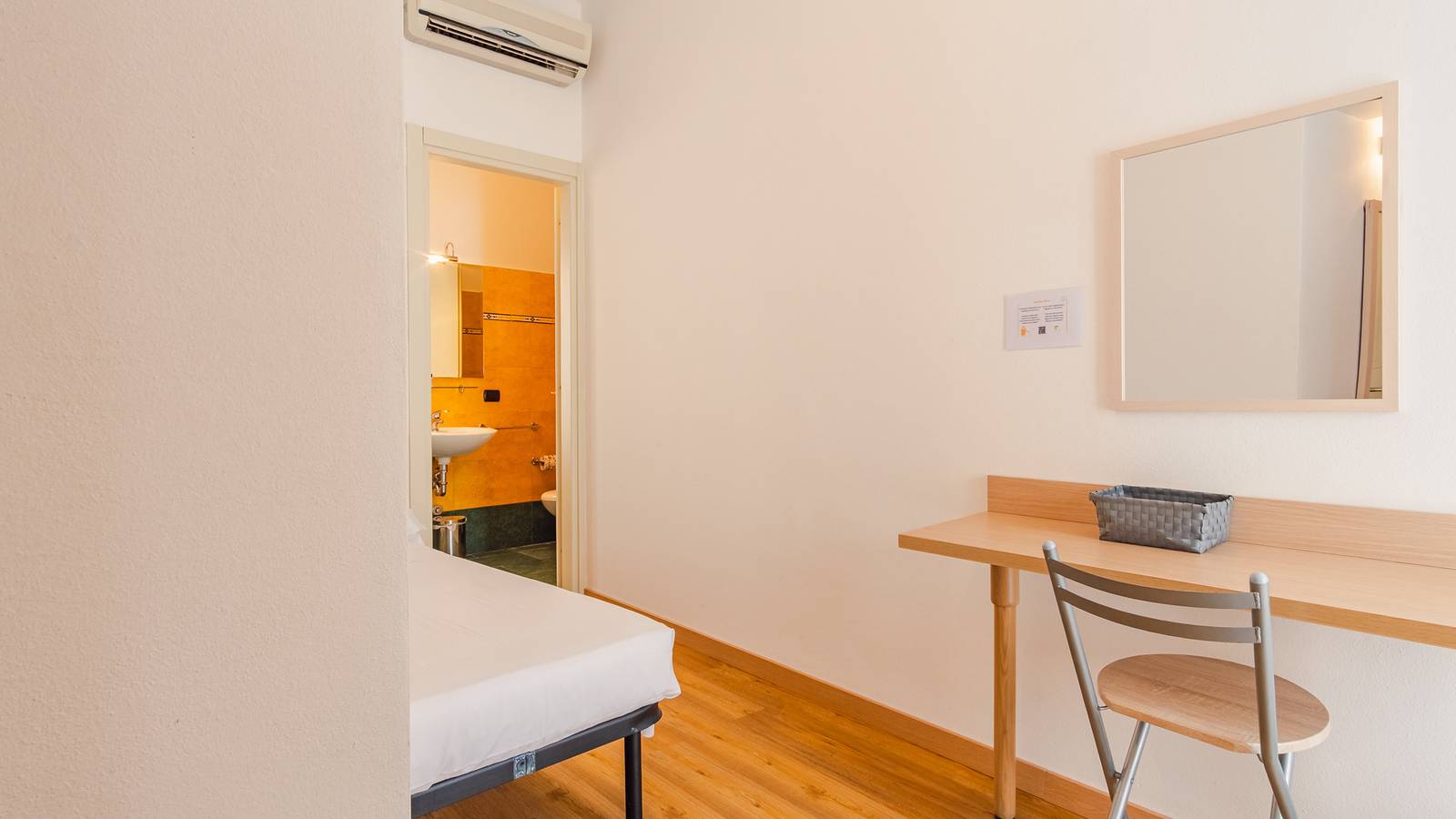 Familie pension for 1 person med balkon in Centro Storico, Verona
