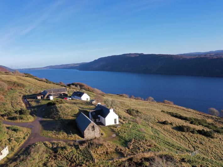 Holiday rental for 5 people, with garden and view as well as lake view, with pets in Loch Ness