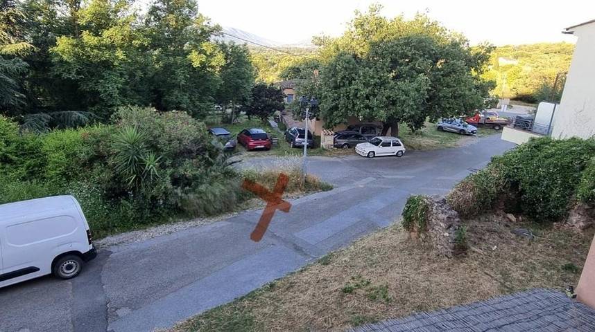 Chambre d’hôte pour 2 personnes, avec vue et jardin, animaux acceptés à Grimaud - 4