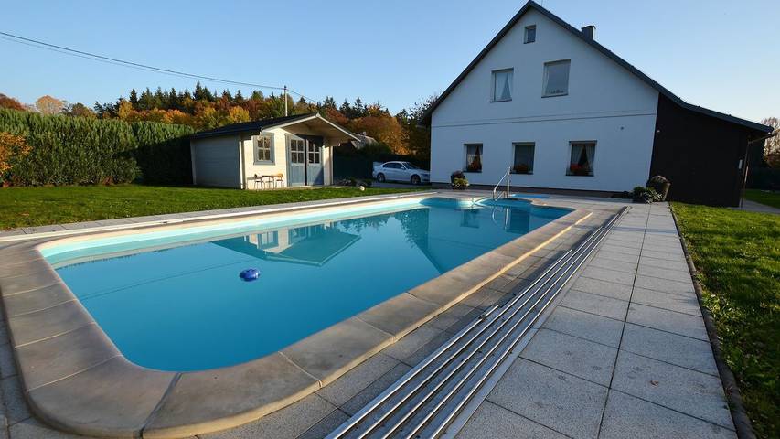 Apartament wakacyjny dla 9 osób, z ogród i basen, zwierzęta dozwolone w Czechy