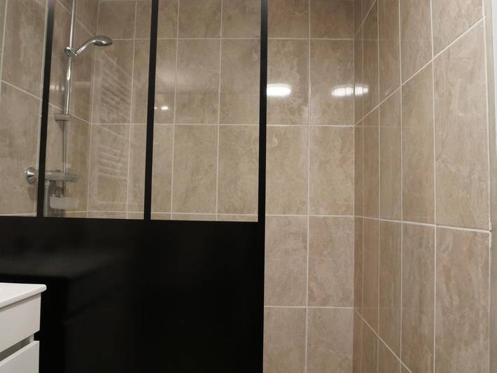 Gîte pour 2 personnes, avec terrasse et vue, animaux acceptés à Égletons - 3