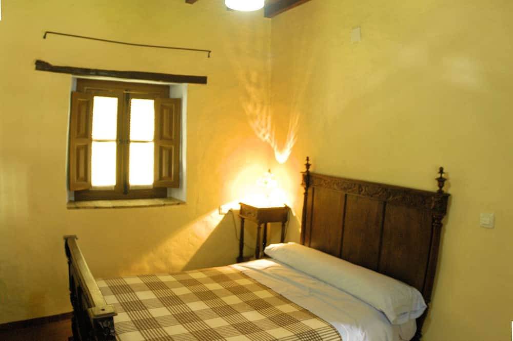 Andalusien, Cadiz, Haus/Finca, mit Flussblick, Wlan, 8-12 Personen, Pool. in Ubrique, Pueblos Blancos