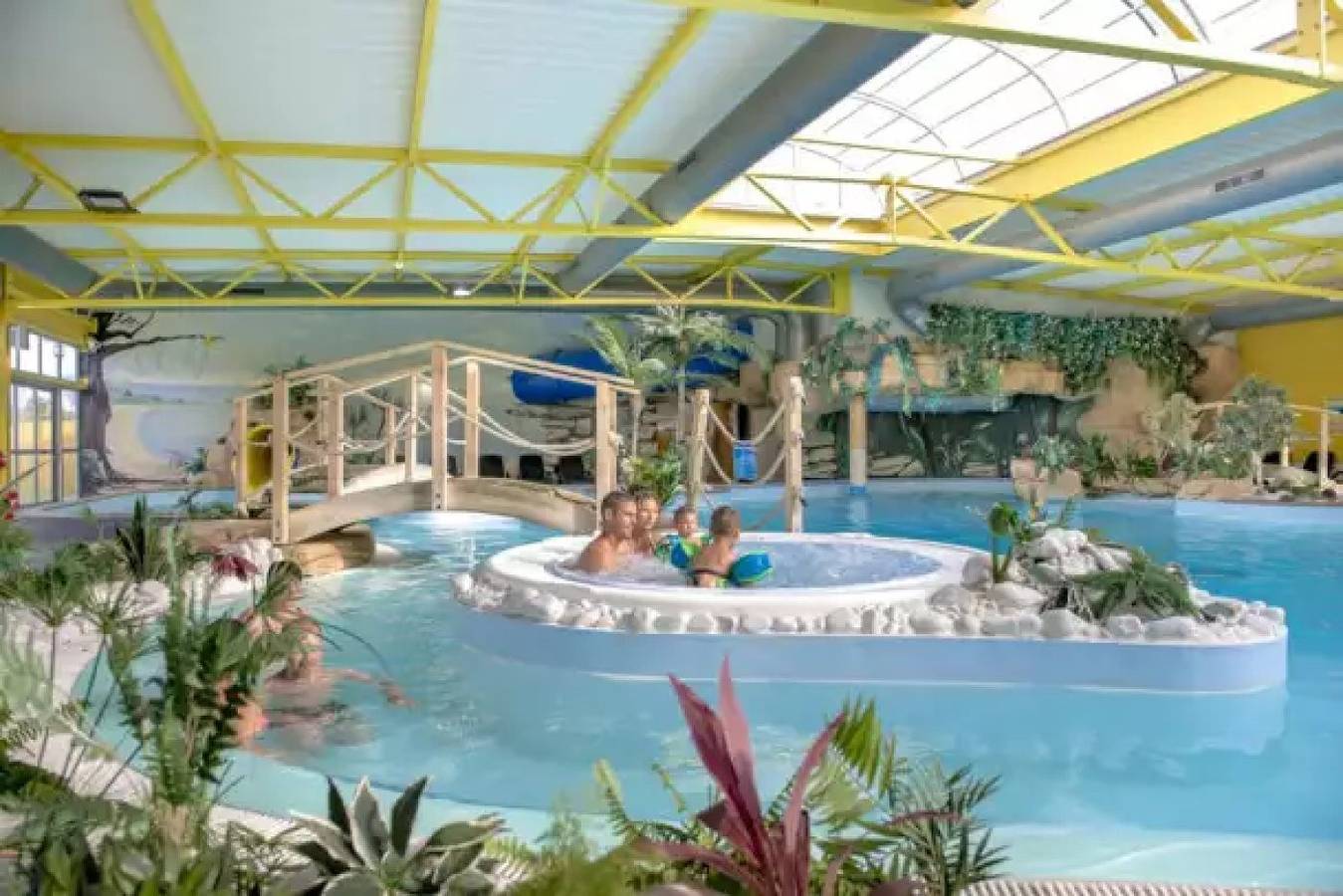Camping 5 étoiles - Parc aquatique - eecdae in Château-d'Olonne, Les Sables-d'Olonne