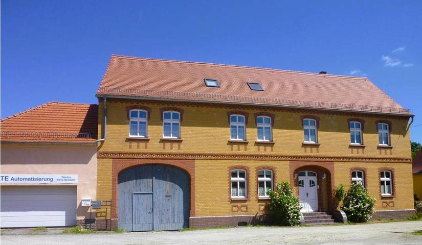 Ferienwohnung für 4 Personen, mit Terrasse und Garten sowie Ausblick in Senftenberg
