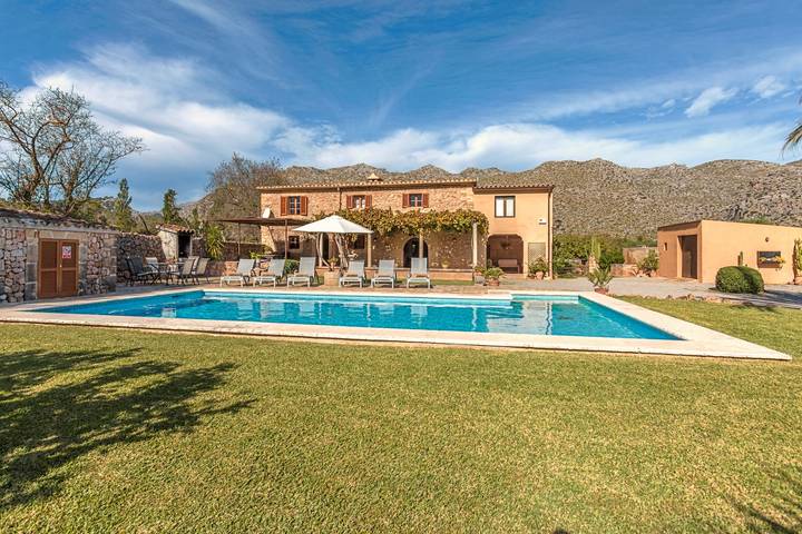 Villa für 6 Personen, mit Garten in Pollença
