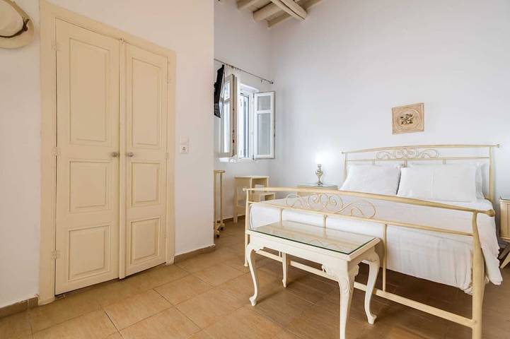 Location de vacances pour 6 personnes, avec balcon dans Adamas - 4