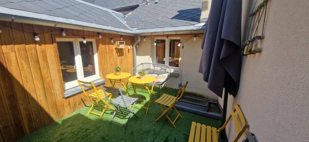 Gîte pour 6 personnes, avec terrasse dans Musee Du Berry Bourges