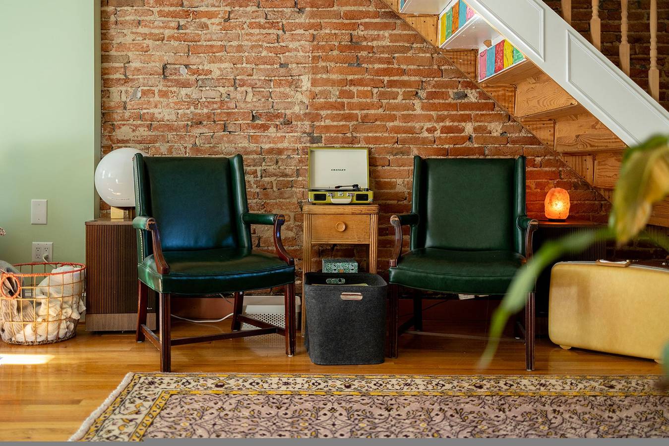 Ganze Wohnung, Wyatt's Saloon - Guest House 2 || Fells Point in Baltimore, Maryland