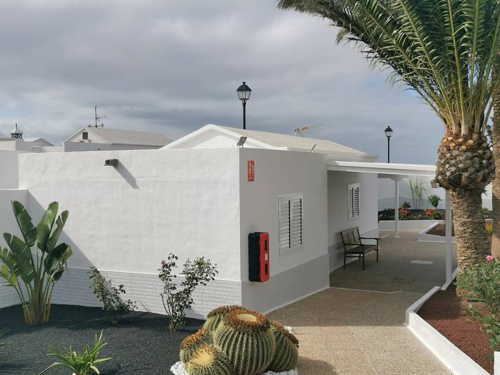 Appartement de vacances pour 2 personnes, avec Terrasse ainsi que Jardin et Piscine dans Tahiche