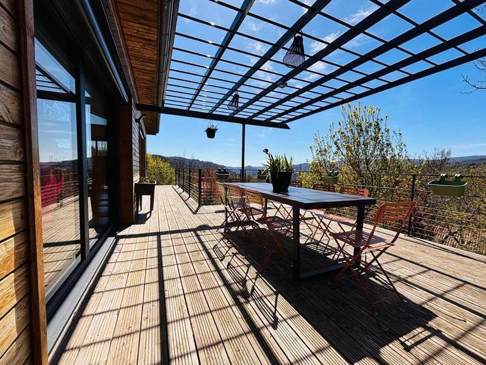 Location de vacances pour 8 personnes, avec jardin et terrasse, animaux acceptés à Lodève