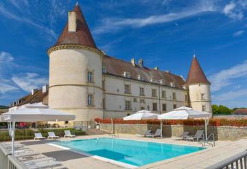 Hôtel pour 4 personnes, avec jacuzzi et jardin ainsi que terrasse et sauna à Chailly-sur-Armançon