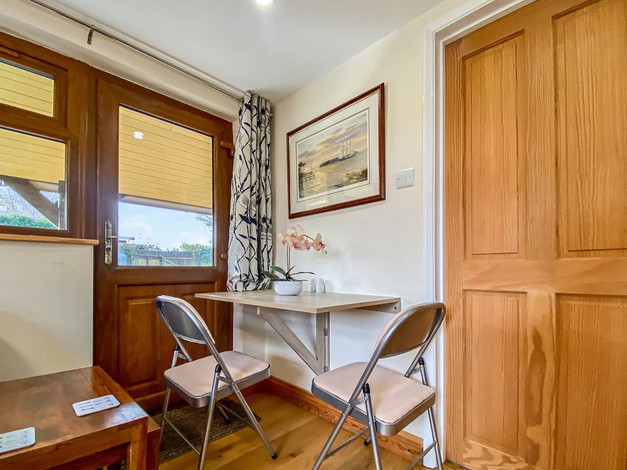 Fieldview Snug in Pen Selwood, Somerset