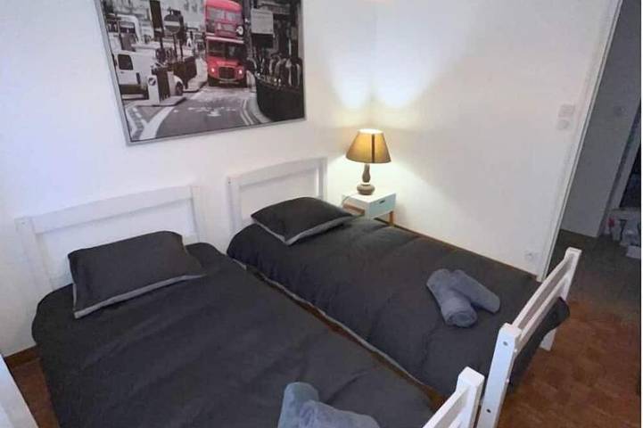 Location de vacances pour 6 personnes, avec jardin et balcon, animaux acceptés à Échirolles - 4