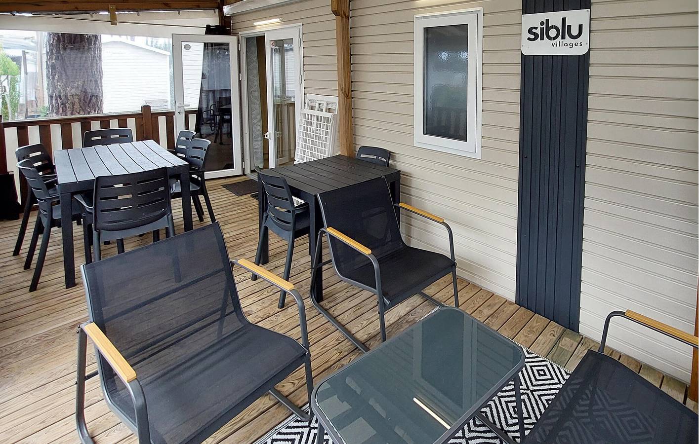 Acogedora casa móvil con piscina y WiFi - Cerca de Les Pinèdes in Saint-Julien-en-Born, Côte d’Argent