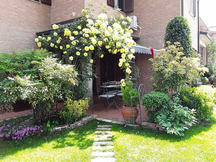 B&b per 4 persone, con Balcone e Terrazza nonché Giardino e Panorama a Fiorano Modenese