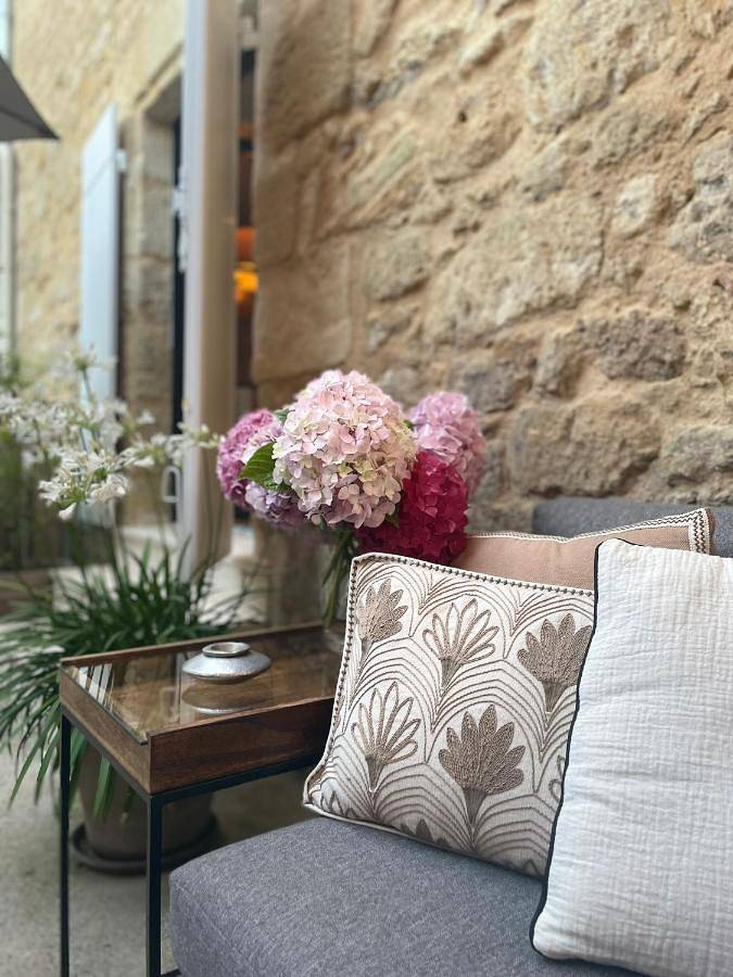 Maison d’hôte pour 2 personnes, avec terrasse et vue à Saint-Émilion - 2