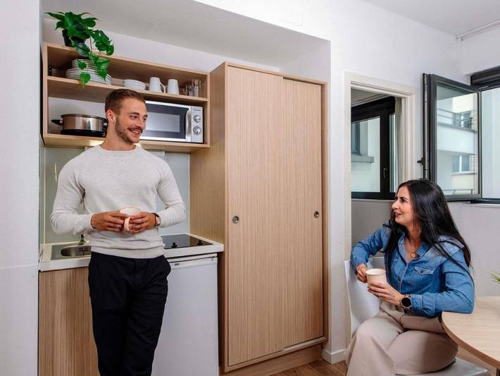 Apartahotel para 4 personas, con Vistas en Bruselas