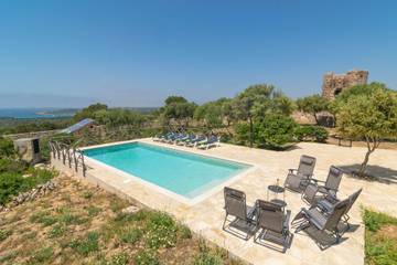 Villa in Ciutadella, Coast of Menorca für 5 