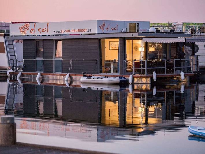 Hausboot mit 1 Schlafzimmer in Braunsbedra, Saale-Unstrut