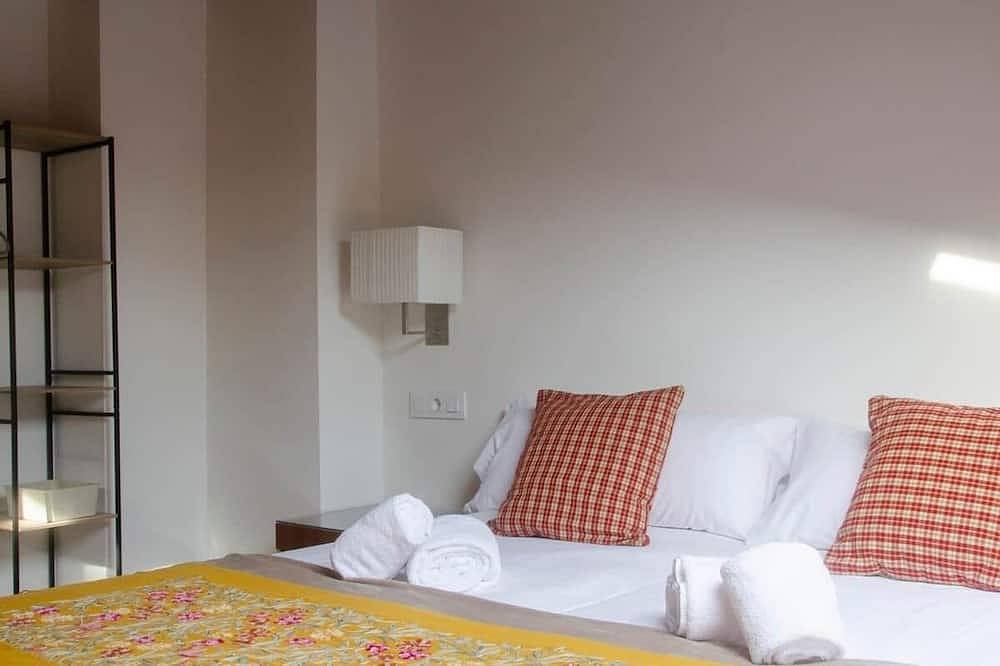 Ganze Wohnung, To complete in La Puebla de Castro, Aragonesische Pyrenäen