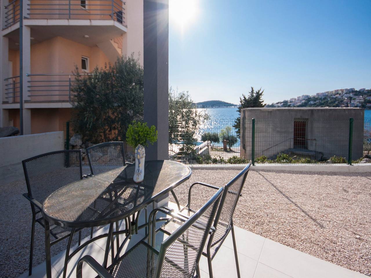 Geheel appartement, Vakantieappartement voor 4 personen met uitzicht op zee in Ražanj, Šibenik-Knin