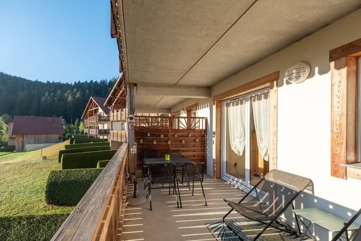 Ferienwohnung für 4 Personen, mit Balkon und Garten sowie Seeblick in Lothringen - 2