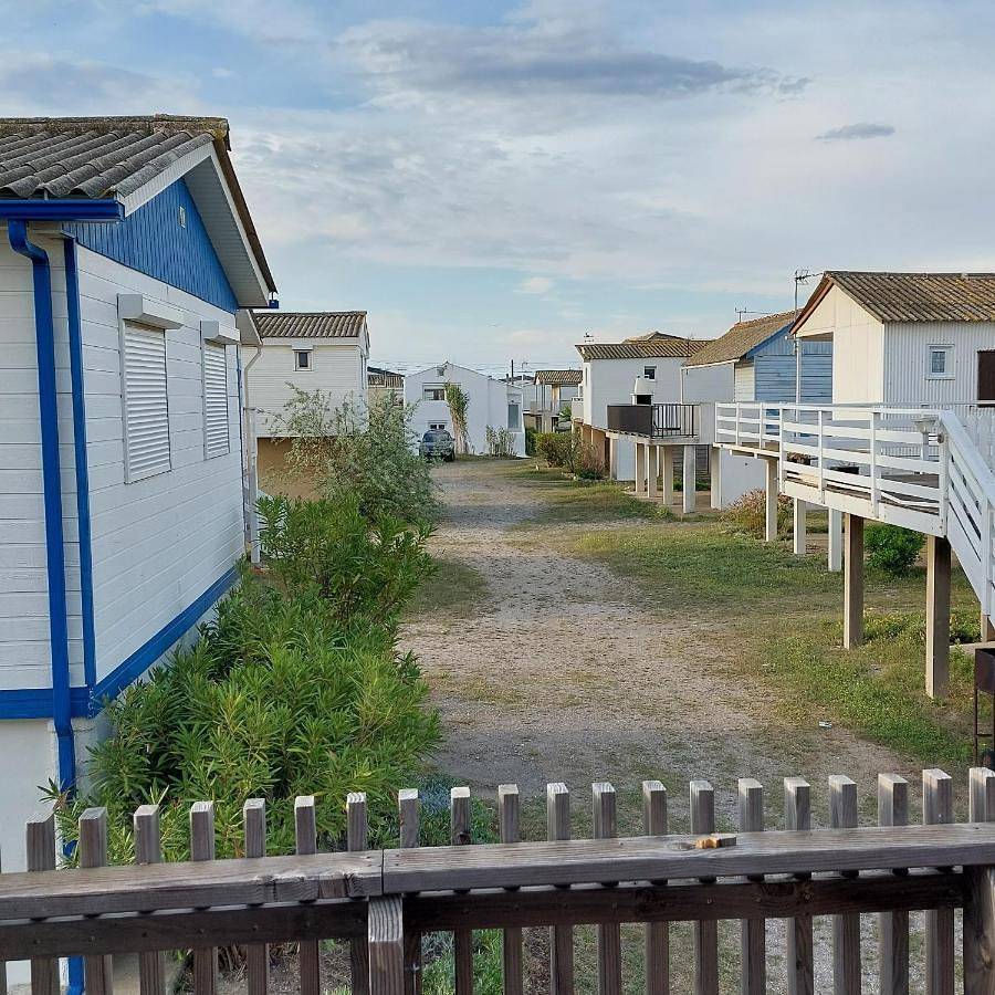 Two-Bedroom House in Plage des Chalets, Gruissan