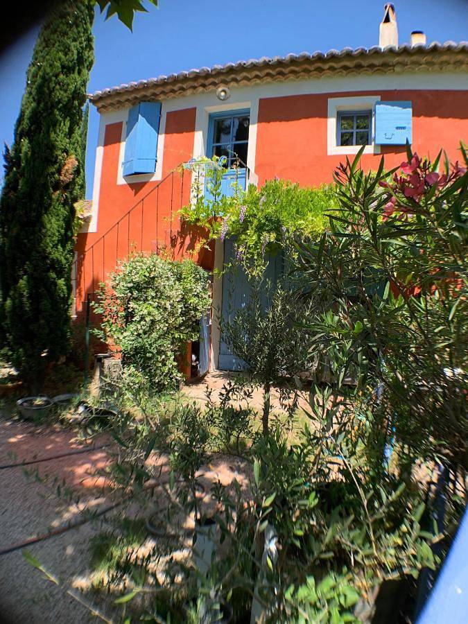 Appartement de vacances pour 4 personnes, avec Balcon et Terrasse ainsi que Jardin et Piscine
