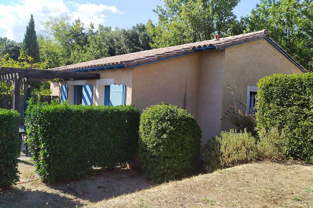 The charm of a Provençal cottage, for a family vacation near Uzès in Gaujac, Nimes und Umgebung