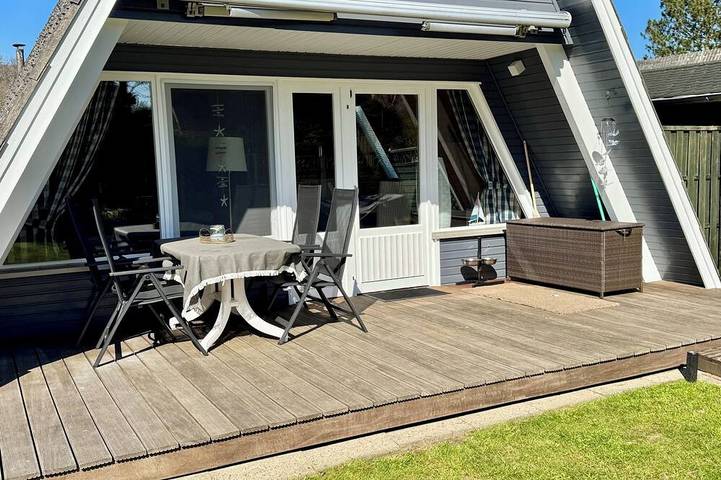 Ferienhaus für 4 Personen, mit Garten und Sauna, mit Haustier