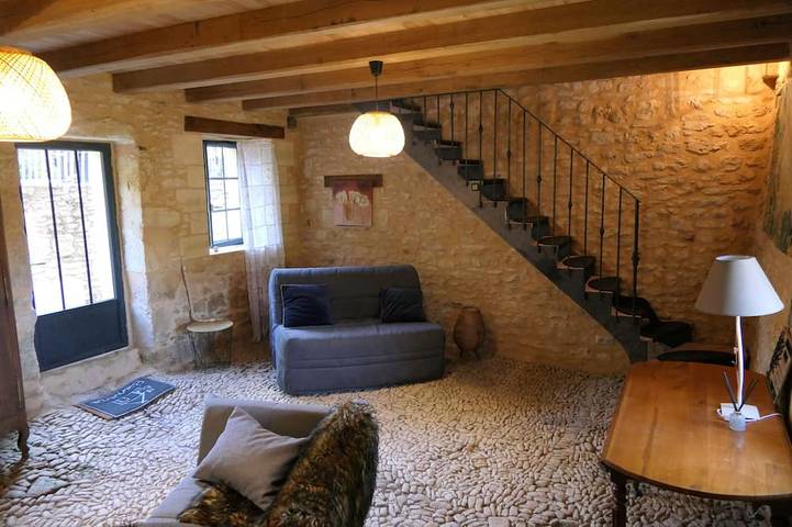 Former Périgourdine in the heart of Périgord Noir. Guest House for 2 persons in Campagne, Périgord Noir