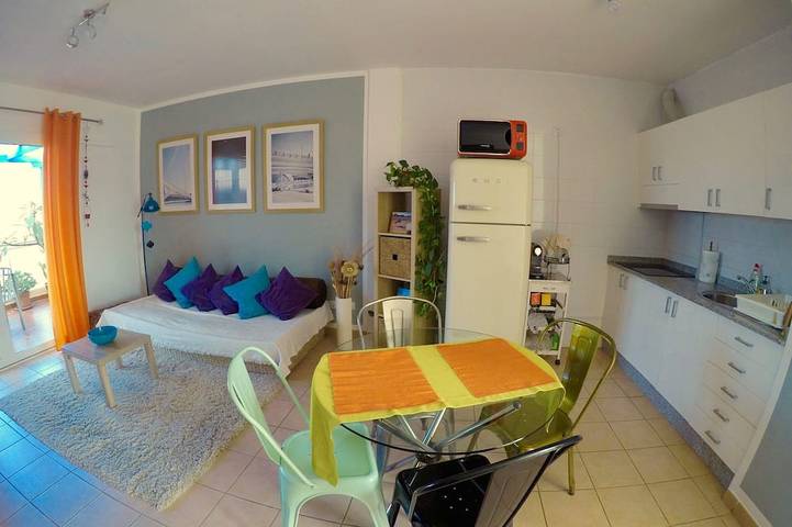 Apartamento entero, Tranquilo oasis con encanto, incl. Piscina, cerca de la playa in Bajo del Medio (La Oliva), La Oliva