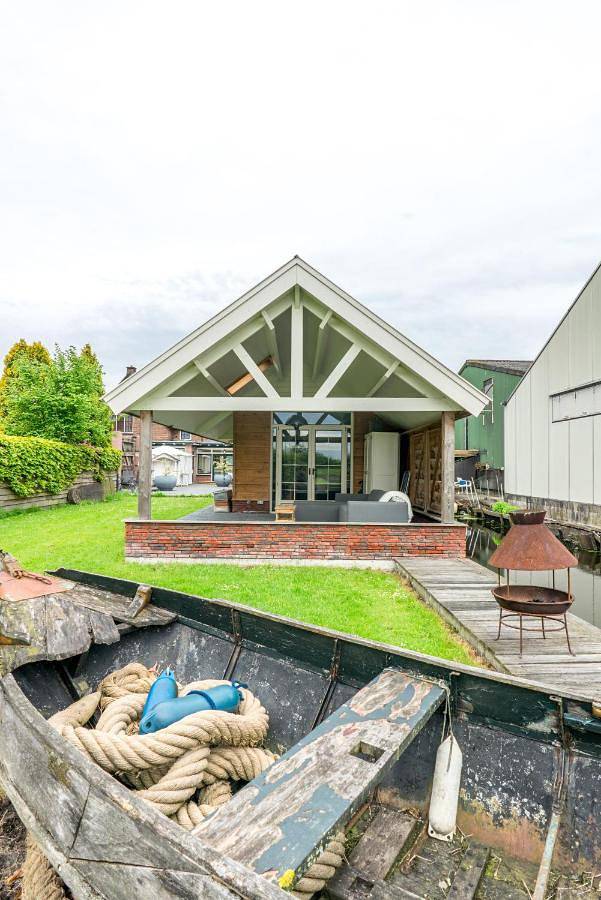 Location de vacances pour 2 personnes, avec vue ainsi que vue sur le lac et jardin dans Roelofarendsveen - 3