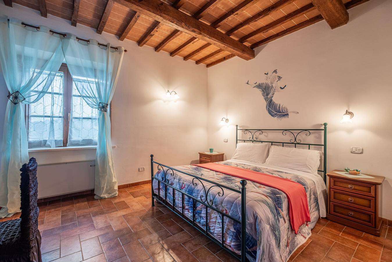 Ganze Wohnung, Ferienwohnung 'Tiffany' mit Pool und gemeinsamem Garten in Semproniano, Grosseto Provinz