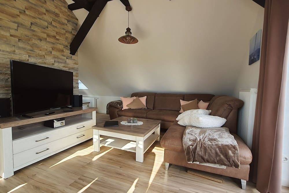 Entire apartment, 5 star vacation apartment Dewichow with water view & Wlan - Ferienwohnung Dewichow in Dewichow, Mellenthin