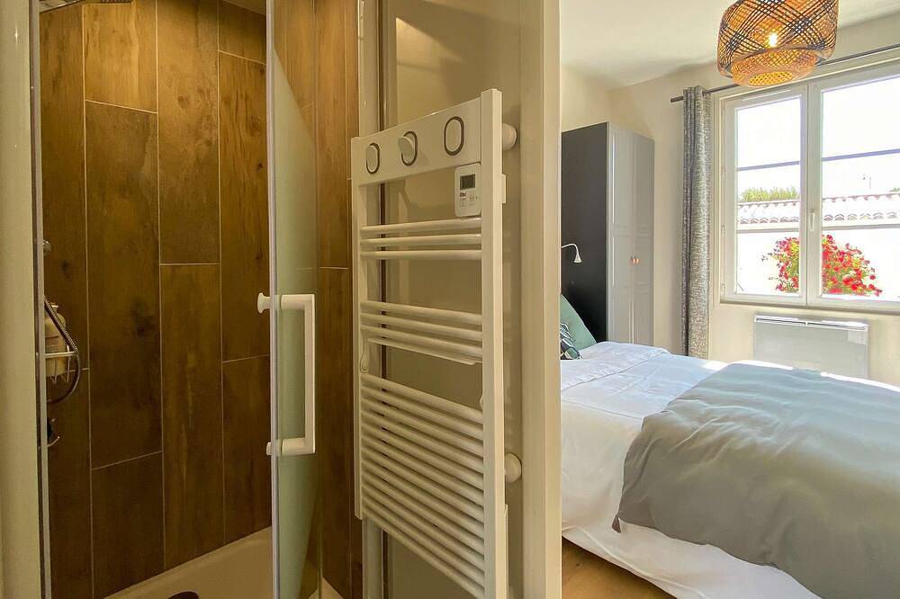 Beautiful, tastefully decorated house in the heart of Loix in Loix, Ile de Re