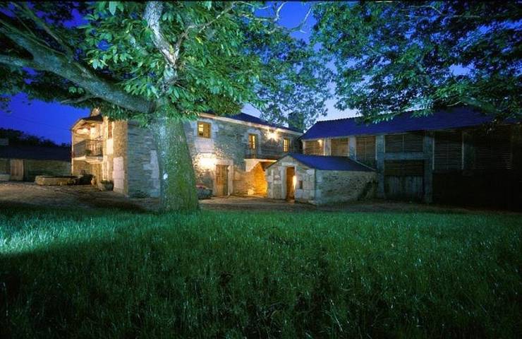 Casa rural para 3 personas, con Balcón y Terraza además de Jardín y Vistas en Monfero