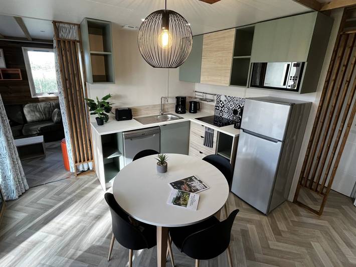 Gîte pour 7 personnes, avec jacuzzi et bassin pour enfant dans Venise Verte - 3