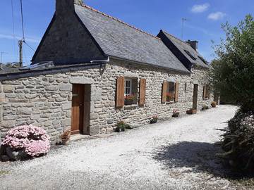 Gîte pour 4 personnes, avec jardin et terrasse dans le Finistère