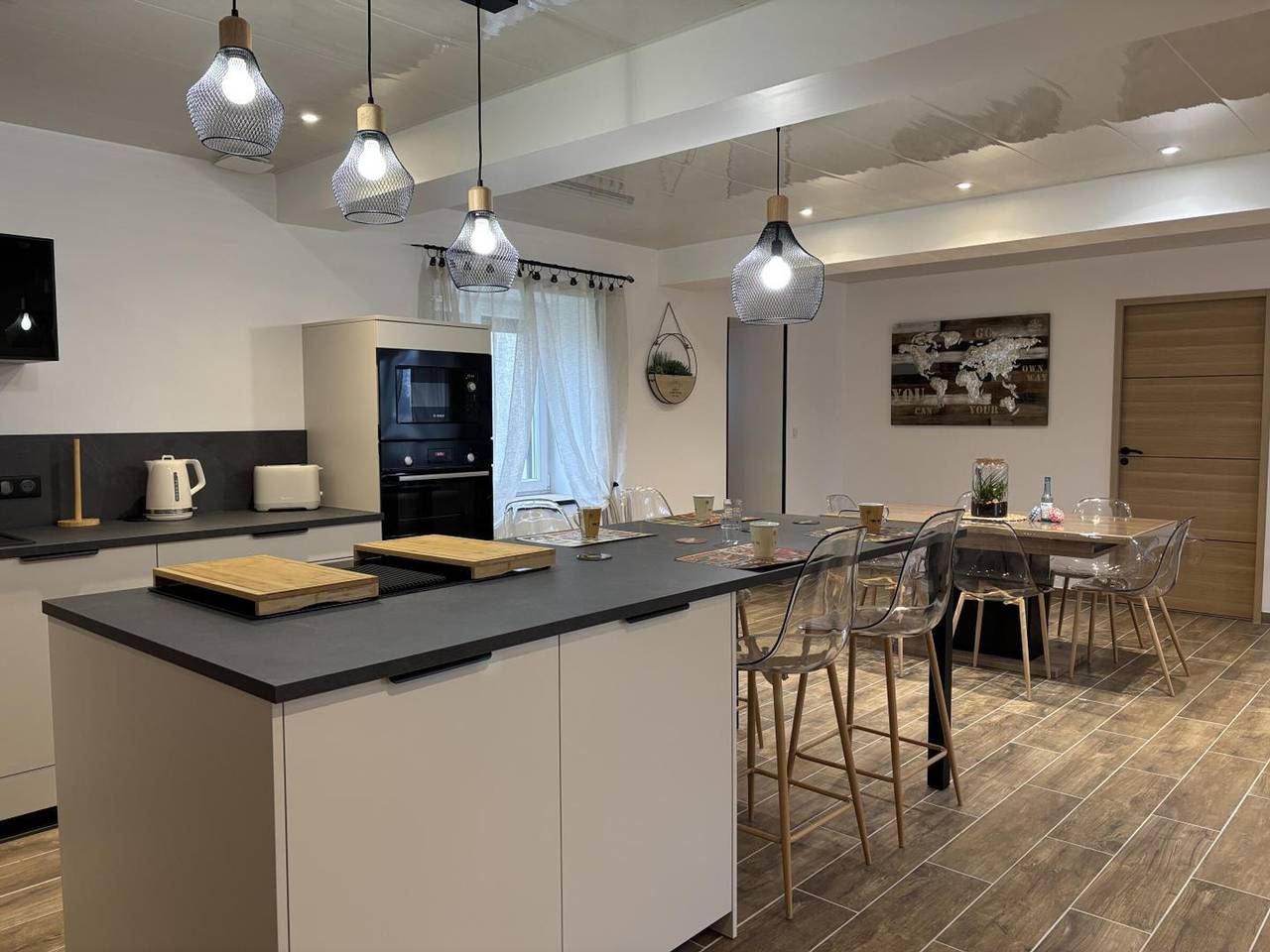 Ruhiges Ferienhaus für 6 nahe Vichy & Clermont-Ferrand in Cognat-Lyonne, Vichy und Umgebung