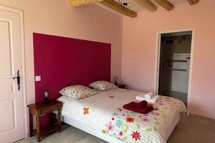 Location de vacances pour 8 personnes, avec jardin à Bréhémont - 3