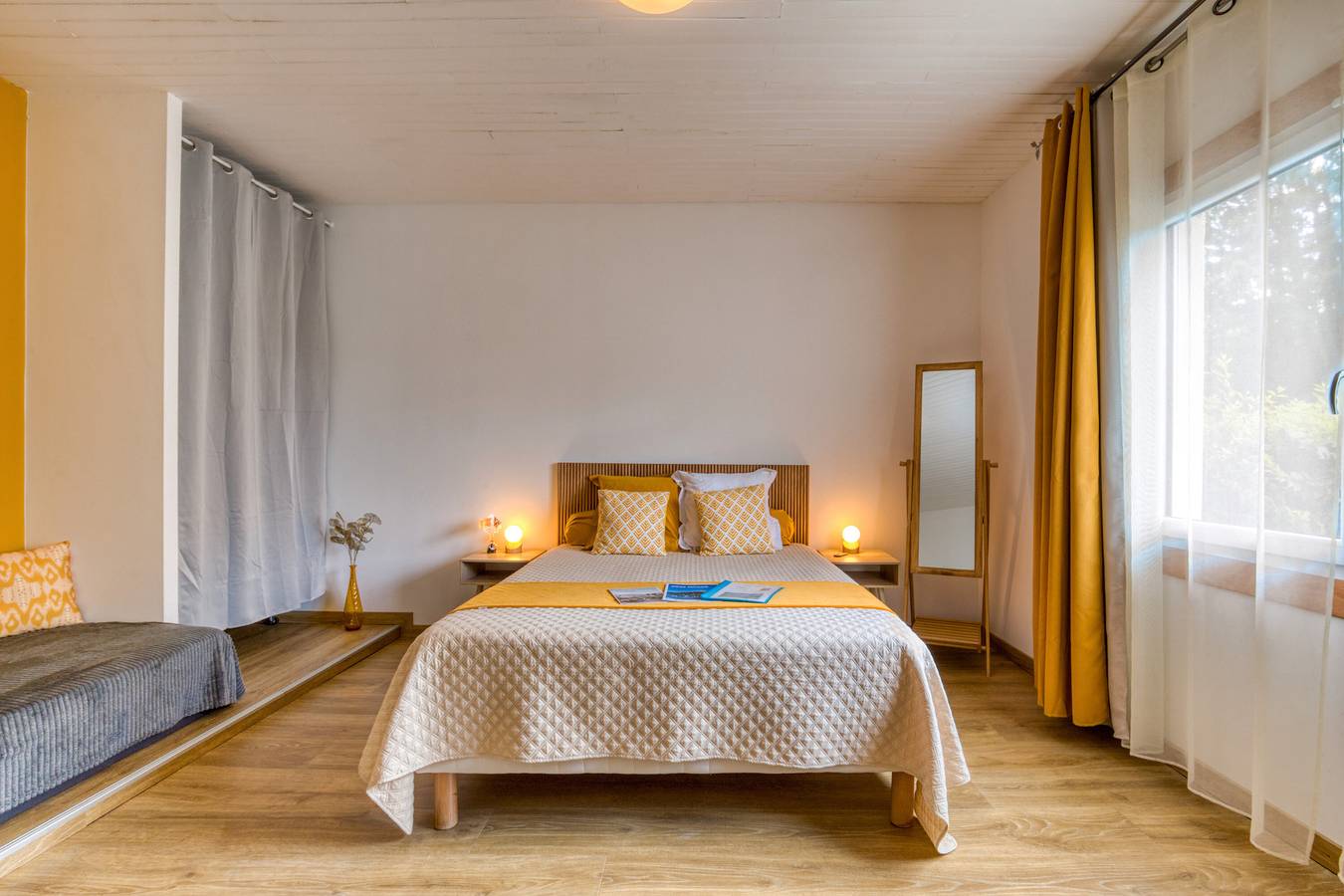 Chambres d'hôtes 'Les Tables Aux Vaches Raviège' avec terrasse partagée, Wi-Fi et climatisation in La Salvetat-sur-Agout, Région de Béziers