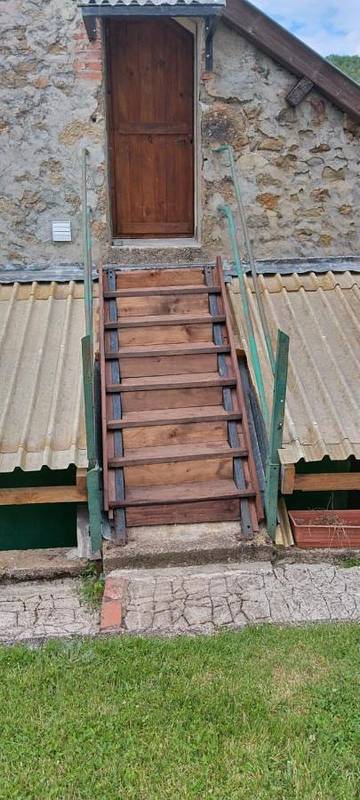 Gîte pour 2 personnes, avec jardin et vue à Cransac