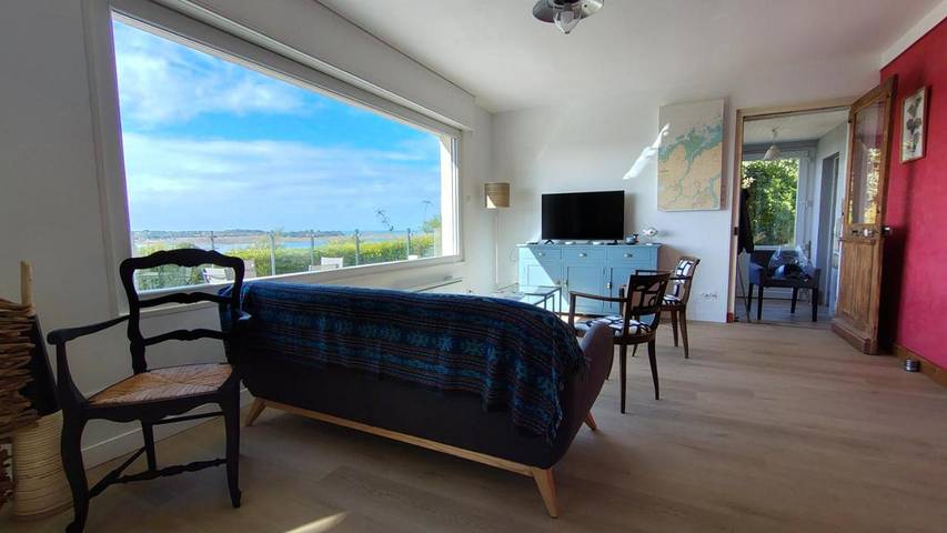 Location de vacances pour 6 personnes, avec vue ainsi que terrasse et jardin à Kerbors - 3