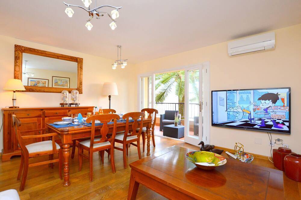 Entire apartment, Acogedor apartamento a 100 metros de la playa in Palmanova, Calvià