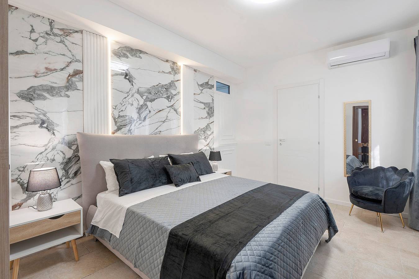 Entire apartment, Hilten Silver Sands Holiday Home 130m from Beach, Private Garden & Wi-Fi in Isola delle Femmine, Palermo Province