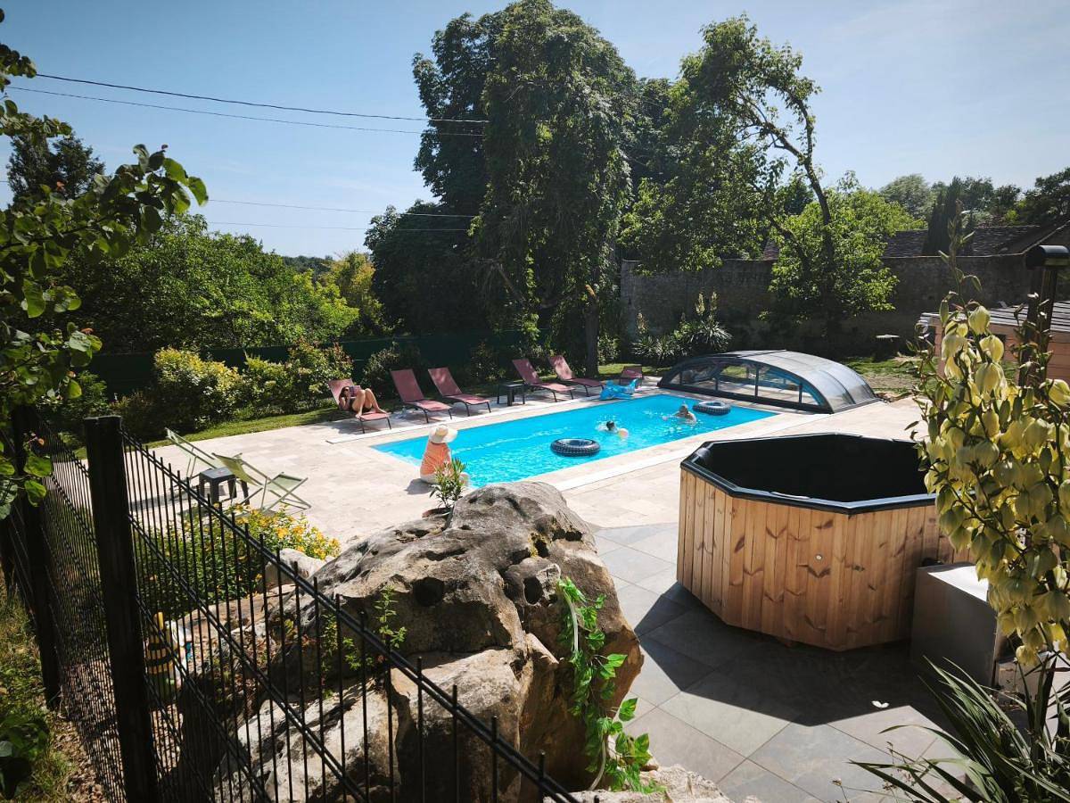 Lou Cantou sur Lunain-Piscine & Spa nordique in Paley, Seine-et-Marne