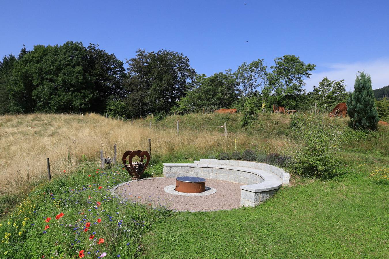 Appartement entier, Appartement "auf Dem Burstel" avec vue montagne, piscine privée et Wi-Fi in Tegernau, Kleines Wiesental