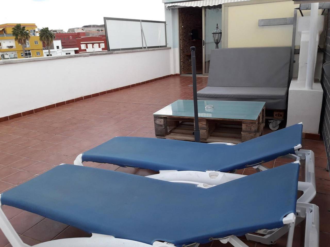 Appartement entier, Appartement de vacances « Áticos Bella Lucía » avec vue sur mer, balcon et Wi-Fi in Guargacho, San Miguel de Abona